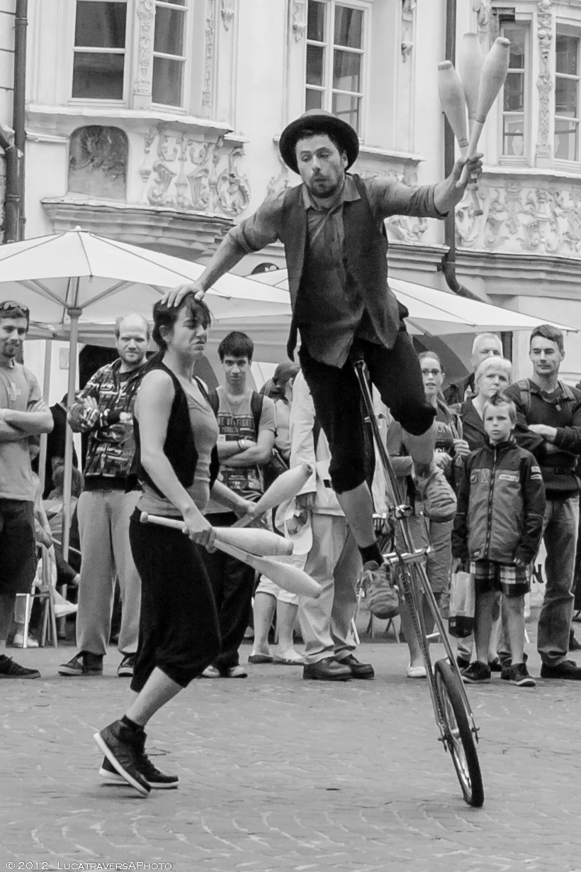 Straßenkünstler in Aktion