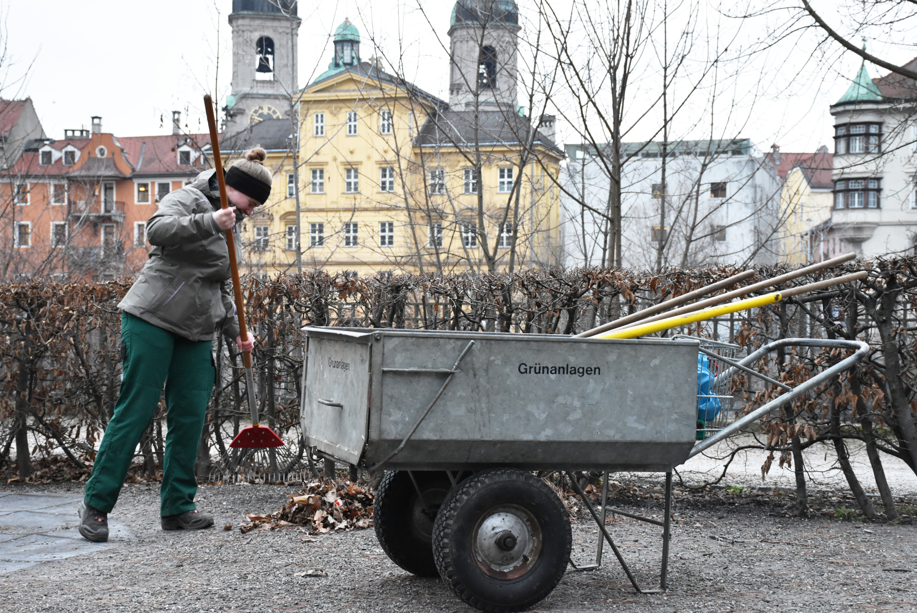 „Weg mit dem Dreck“ lautet die Devise beim großen Frühjahrsputz in der Stadt.