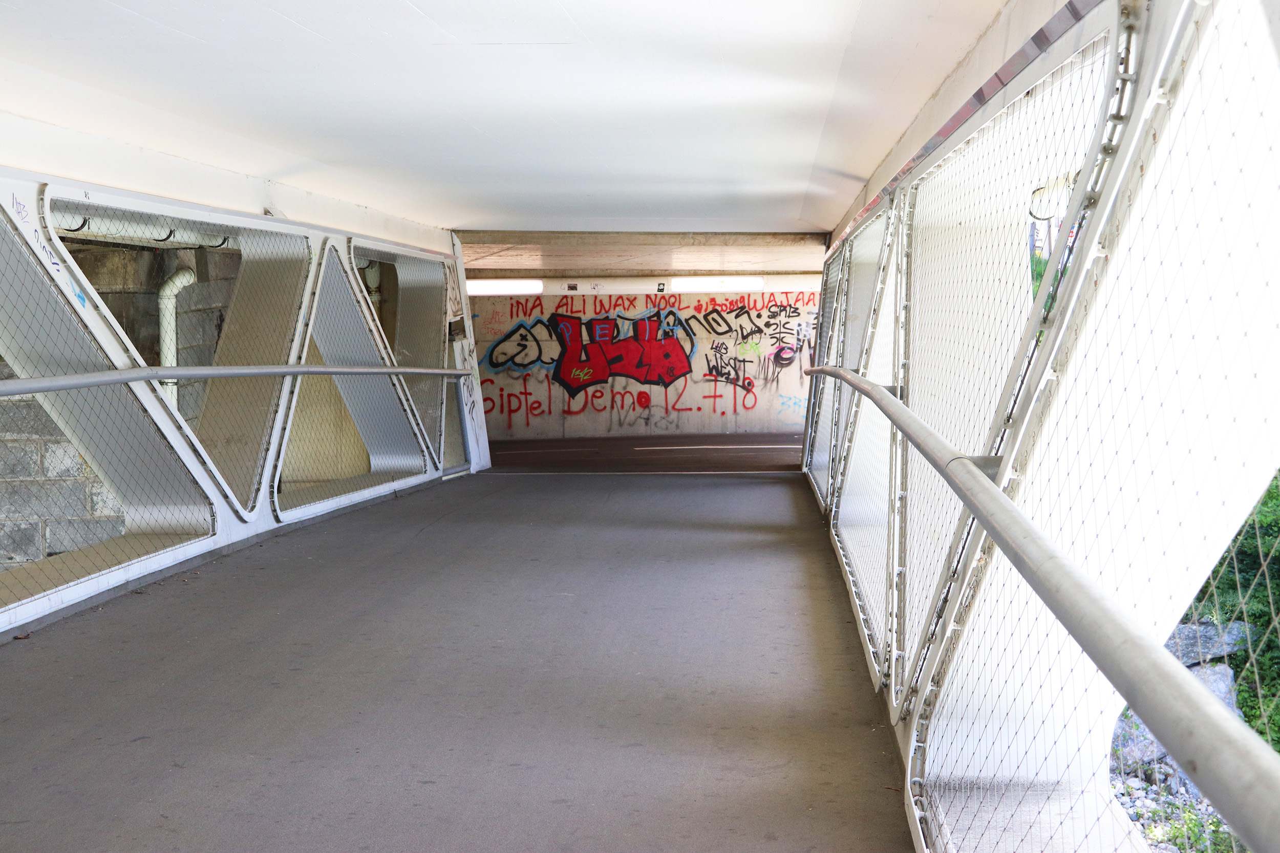 Mit der neuen Fuß-Rad-Brücke wurde ein wichtiger Lückenschluss für RadfahrerInnen und FußgängerInnen an der Grenobler Brücke geschaffen.