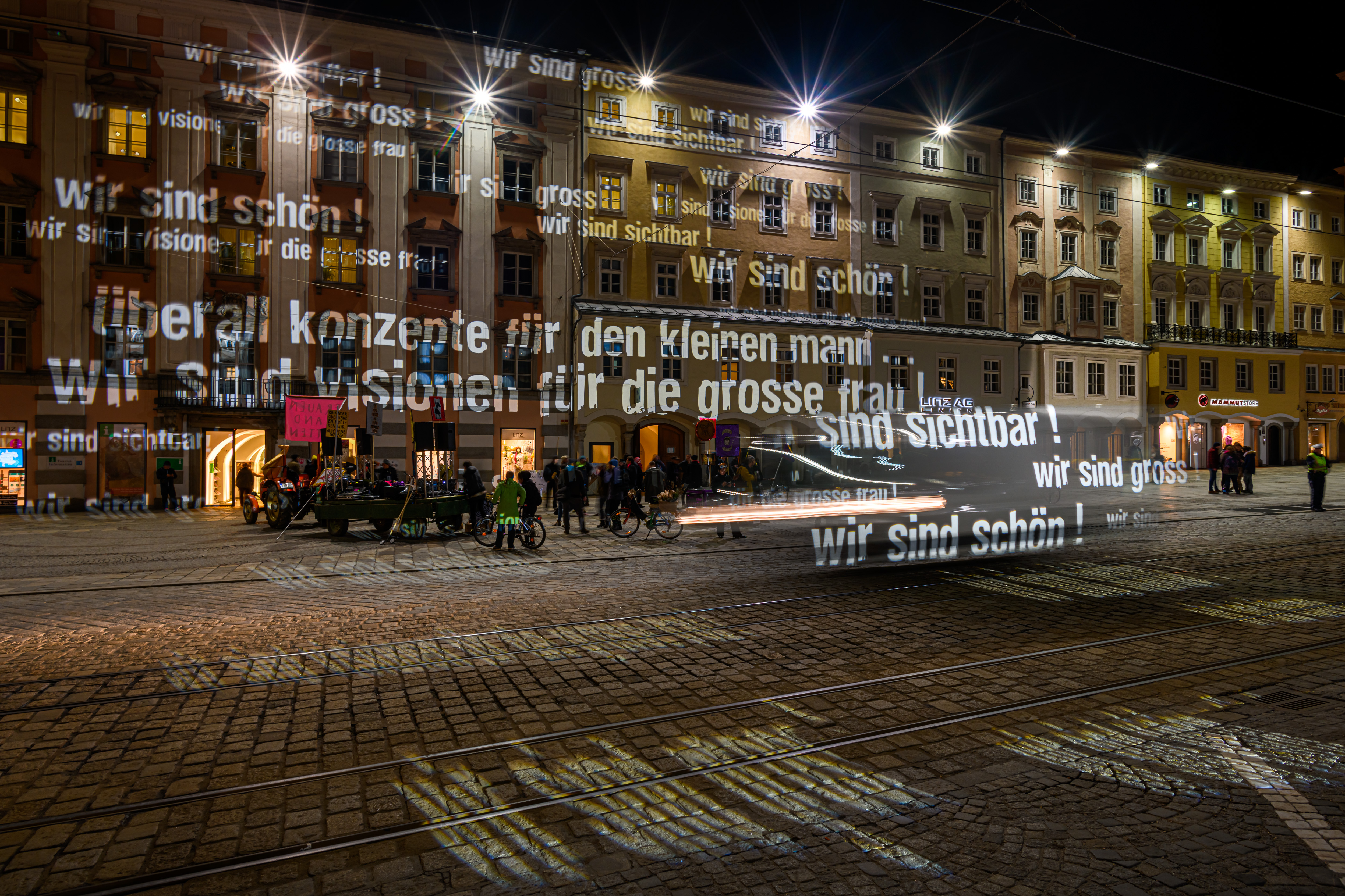 Urban Interventions: Eine künstlerische Textintervention von Julia Zdarsky (starsky) im März 2018 in Linz.