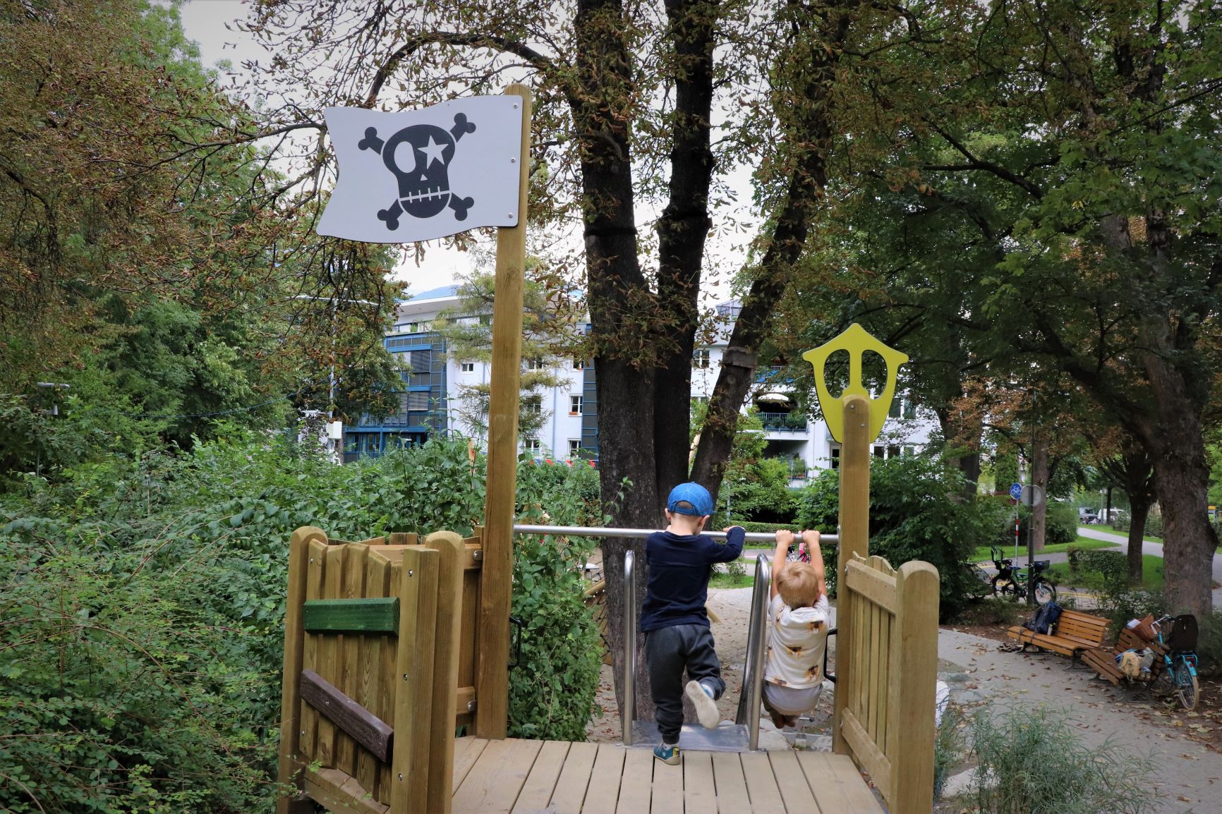 Der neue Piratenspielplatz im Rapoldipark lässt Kinderaugen leuchten.