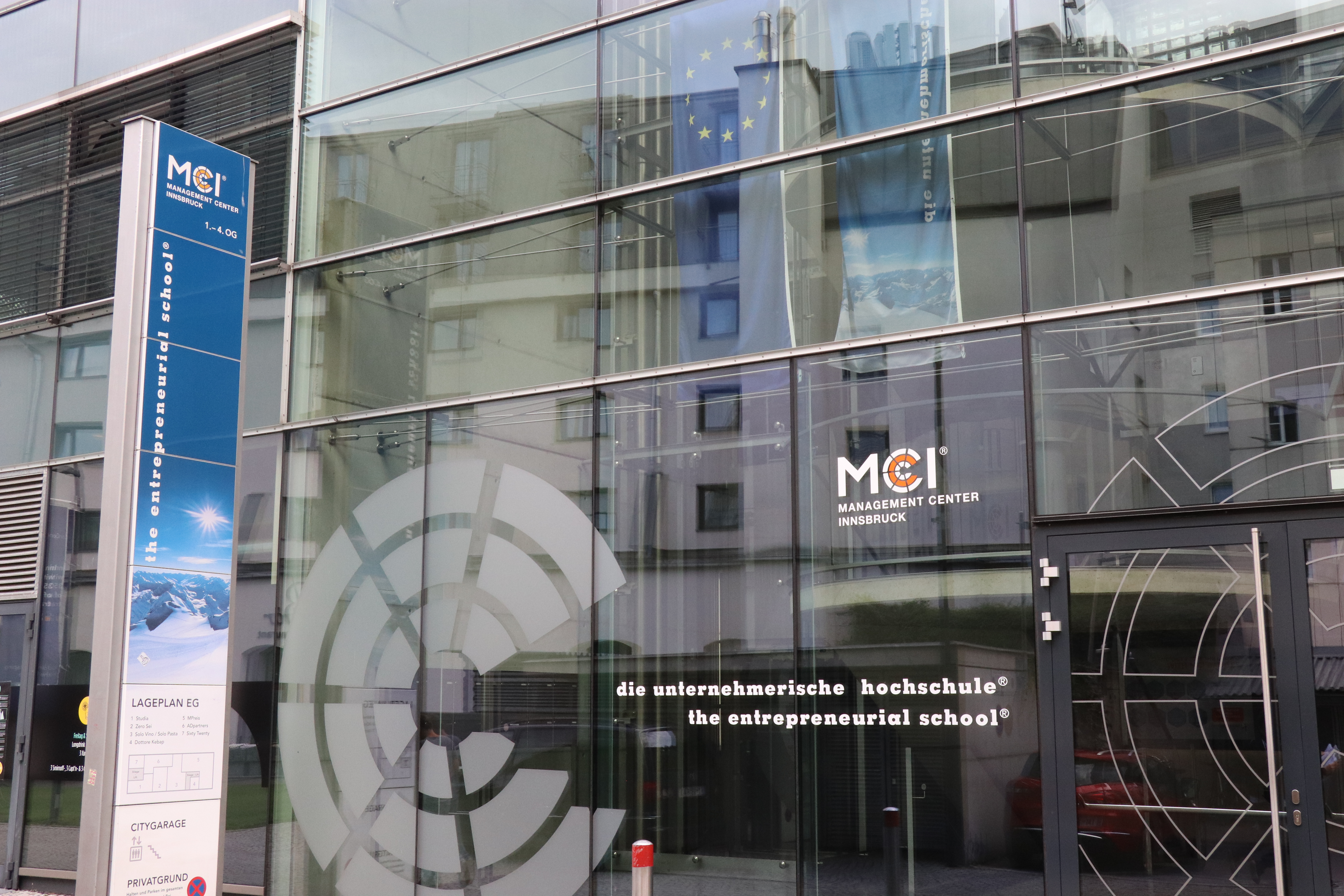 Die unternehmerische Hochschule, Management Center Innsbruck (MCI) steht vor einem Neubau.