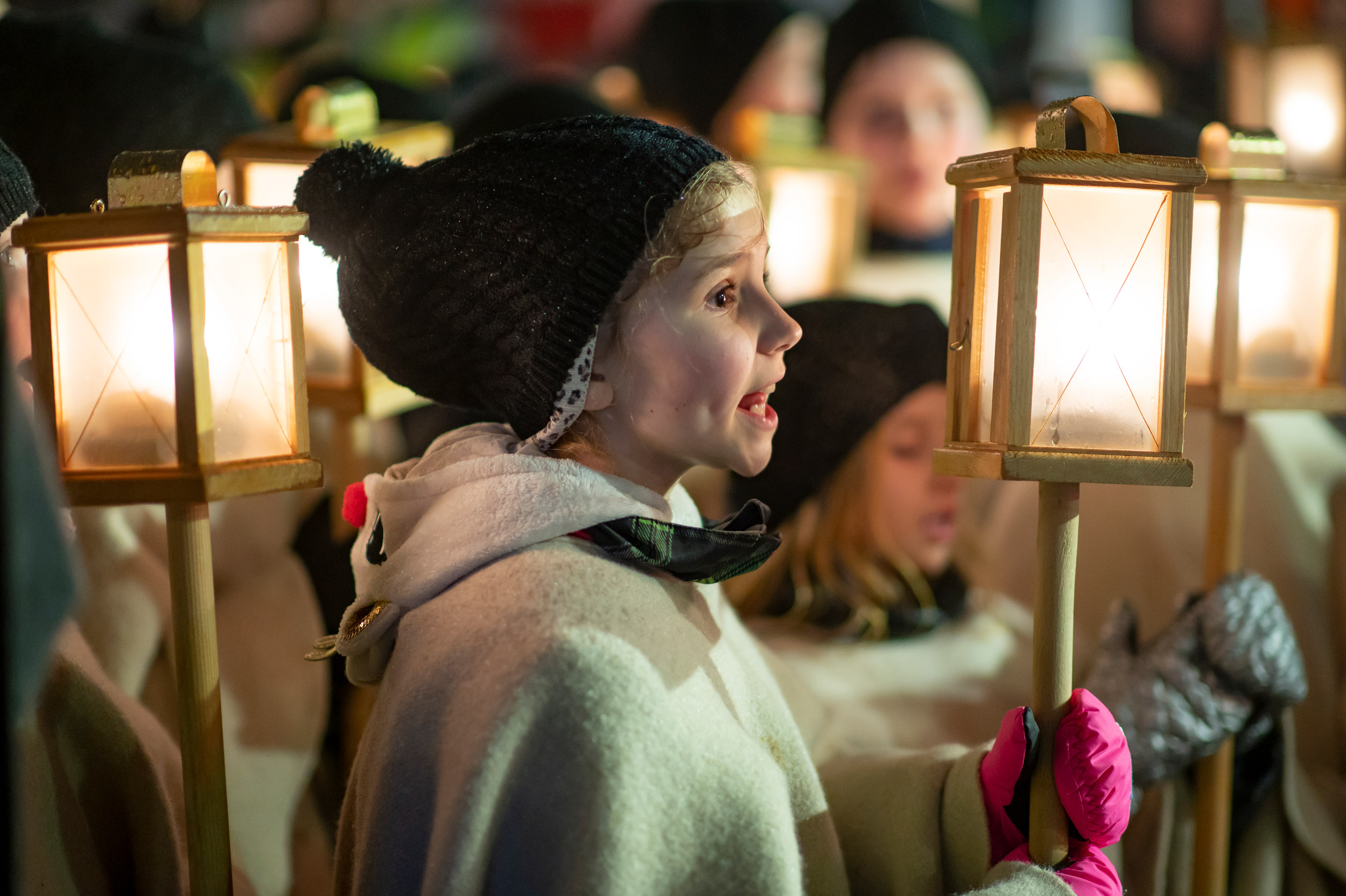 Sorgt für leuchtende Augen bei Kindern und Erwachsenen: Der Christkindleinzug am 18. Dezember in der Innsbrucker Innenstadt ist eine liebgewonnene Tradition.