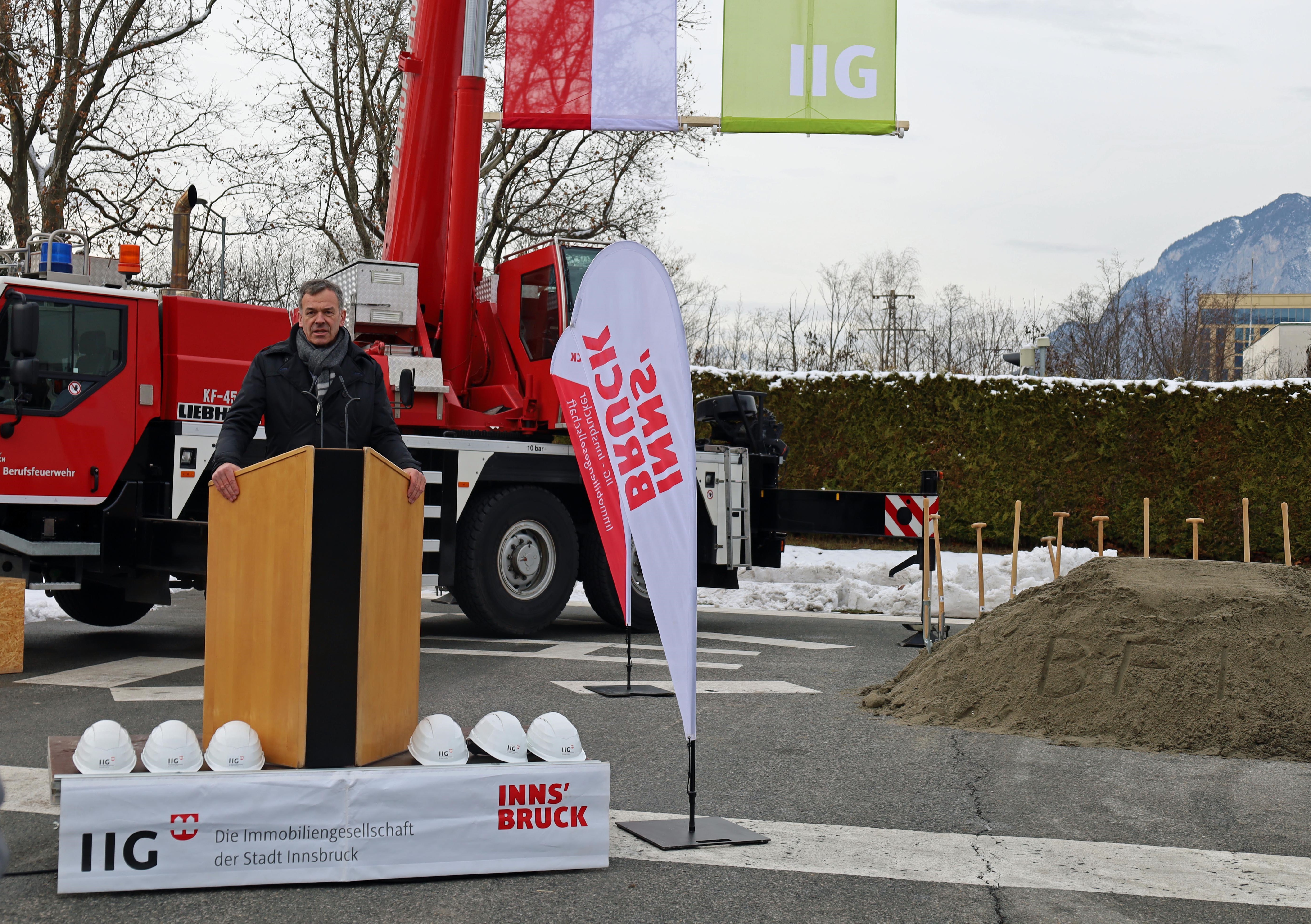 Bürgermeister Georg Willi betont die Wichtigkeit des Projektes.