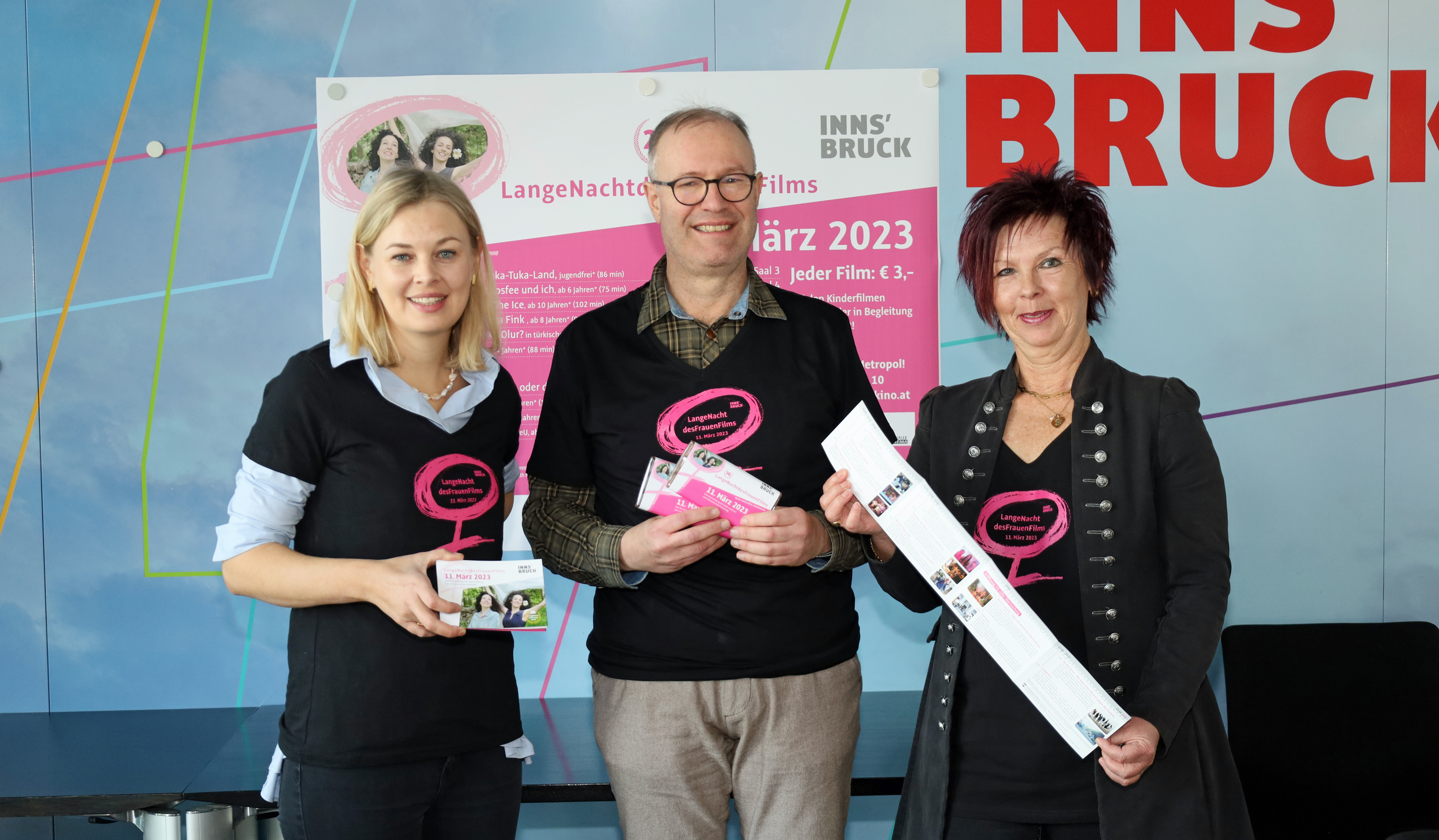 Am 11. März rücken zehn ausgewählte Filme starke und mutige Frauen in den Fokus: Stadträtin Elisabeth Mayr präsentierte gemeinsam mit Uschi Klee (Referat Frauen und Generationen) und Christian Hofer (Metropol Kino) das Programm der “LangenNachtdesFrauenfilms 2023”.