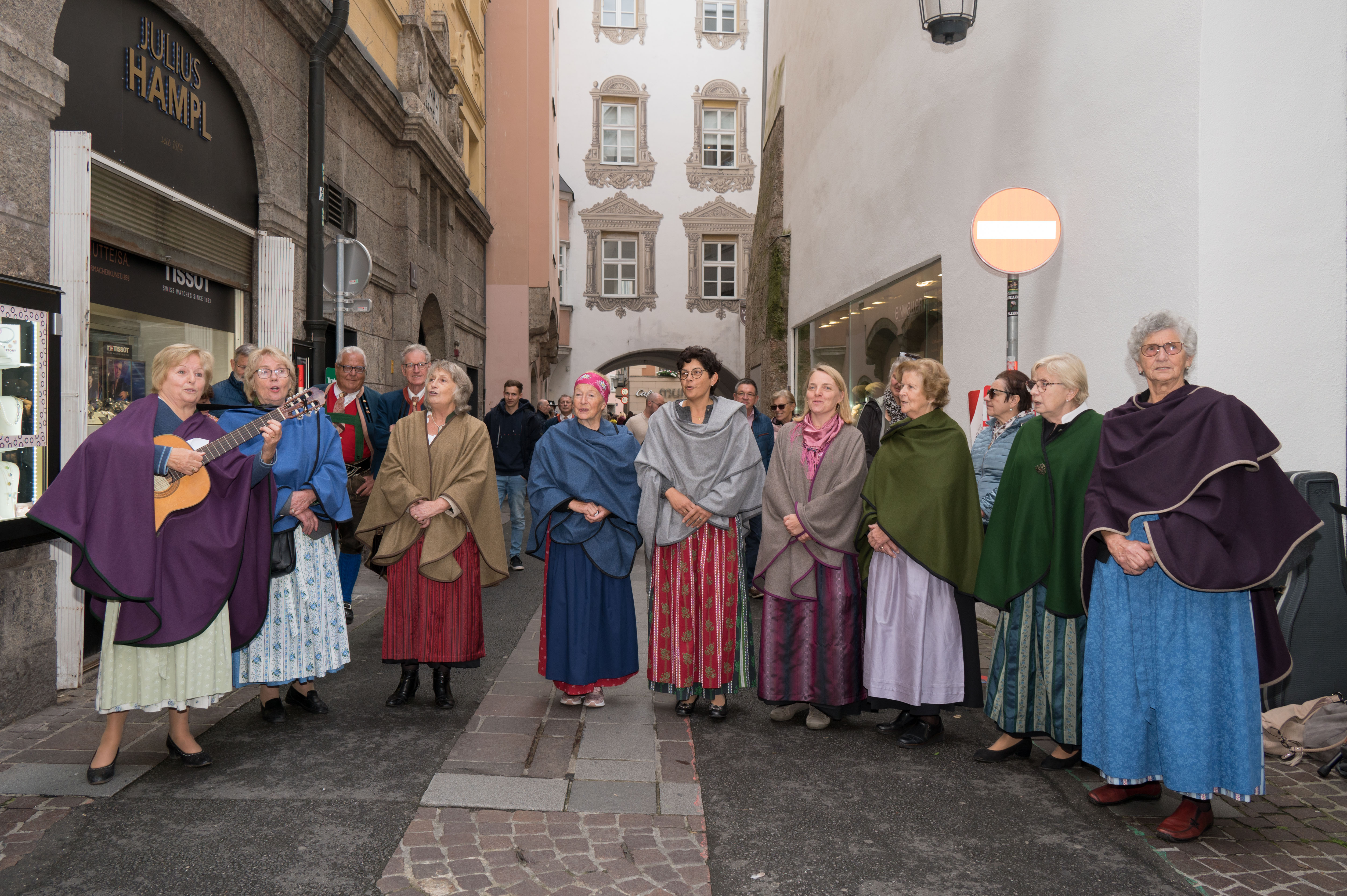 Singen is ins're Freid: Am 26. Oktober erklingen in der Innsbrucker Altstadt und Innenstadt wieder hunderte Stimmen.
