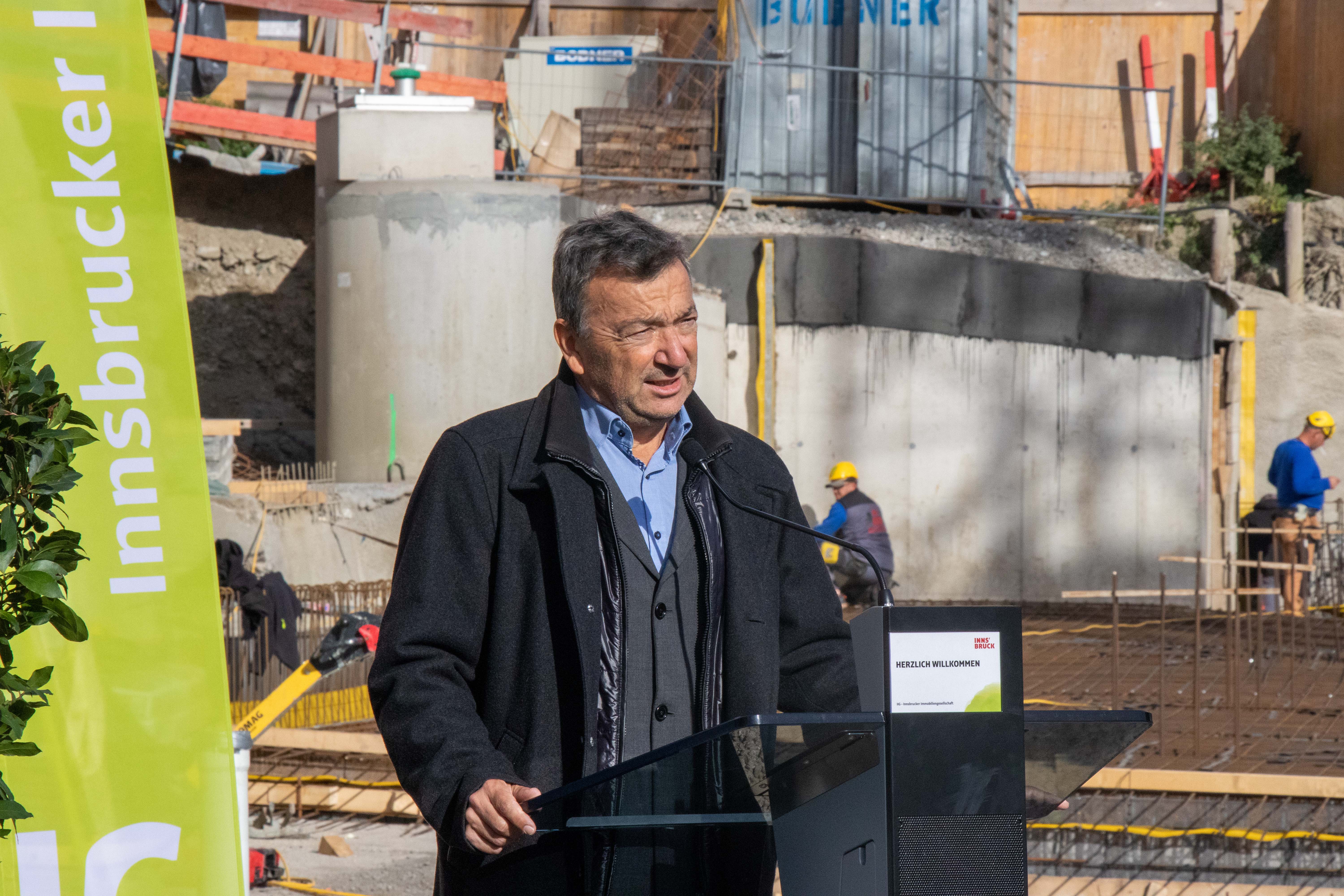 Geschäftsführer Günther Jedliczka von OeAD student housing freut sich in Innsbruck ab dem Wintersemester 2025 einen weiteren Standort vor allem für internationale Studierende eröffnen zu dürfen.