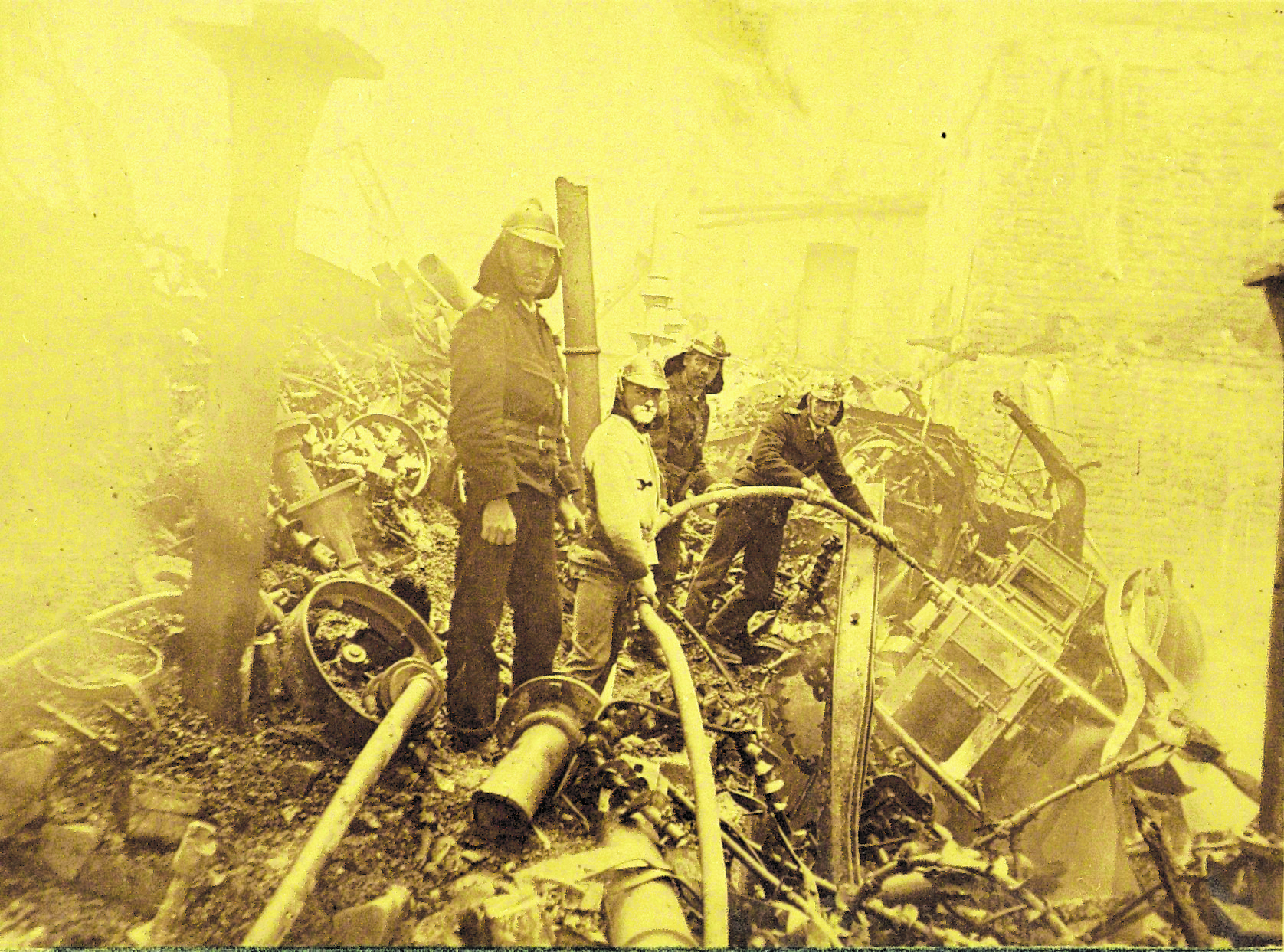 Einsatz beim Großbrand der Rauchmühle 1919