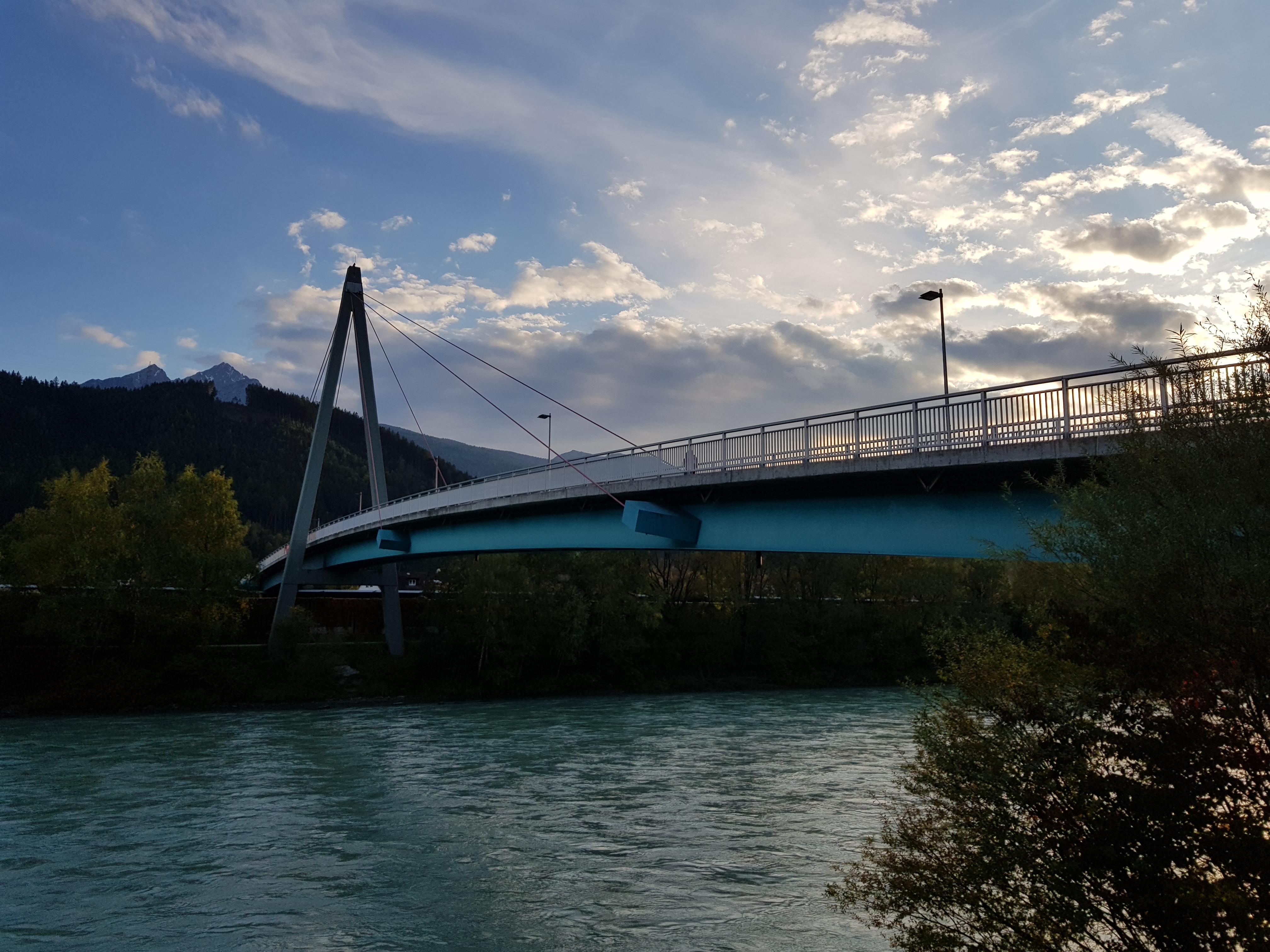 Die Bauarbeiten beim Sieglangersteg starten.