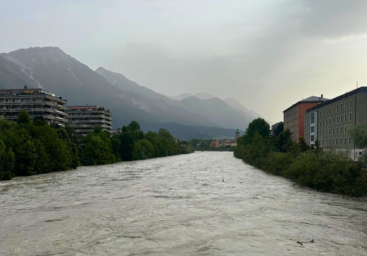 Ab Freitag Nachmittag gilt für Innsbruck eine Unwetterwarnung mit Starkregen.