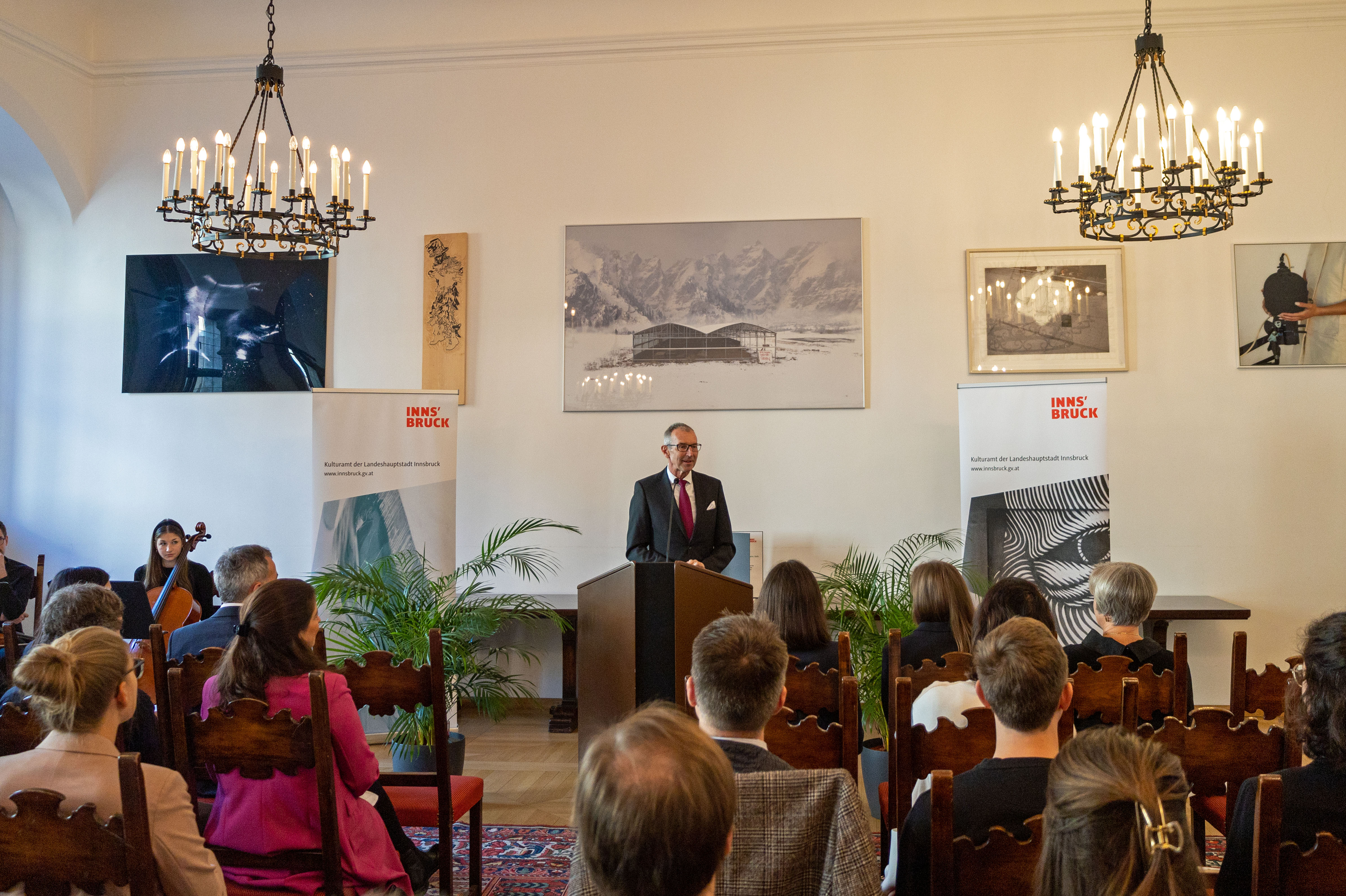 MCI-Rektor Andreas Altmann bei der Preisverleihung.