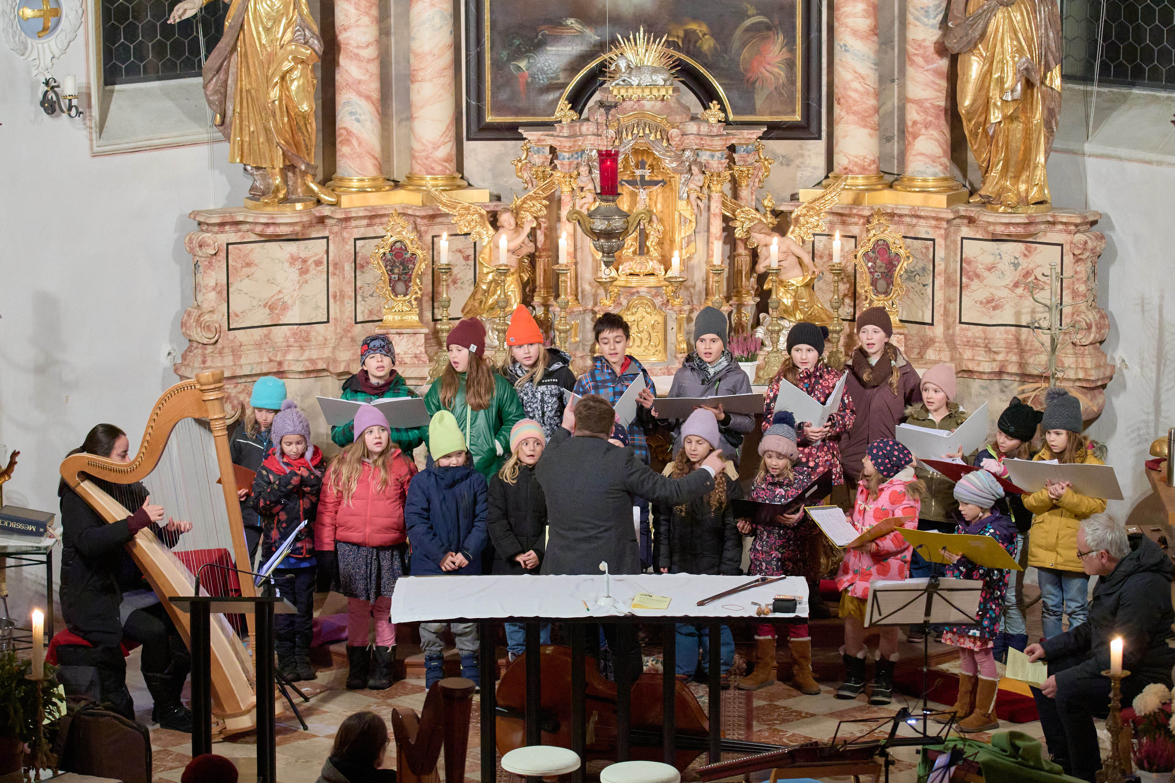 Die städtische Musikschule gestaltet den Innsbrucker Advent musikalisch: Unter anderem beim Adventsingen in der alten Höttinger Pfarrkirche am 12. Dezember.