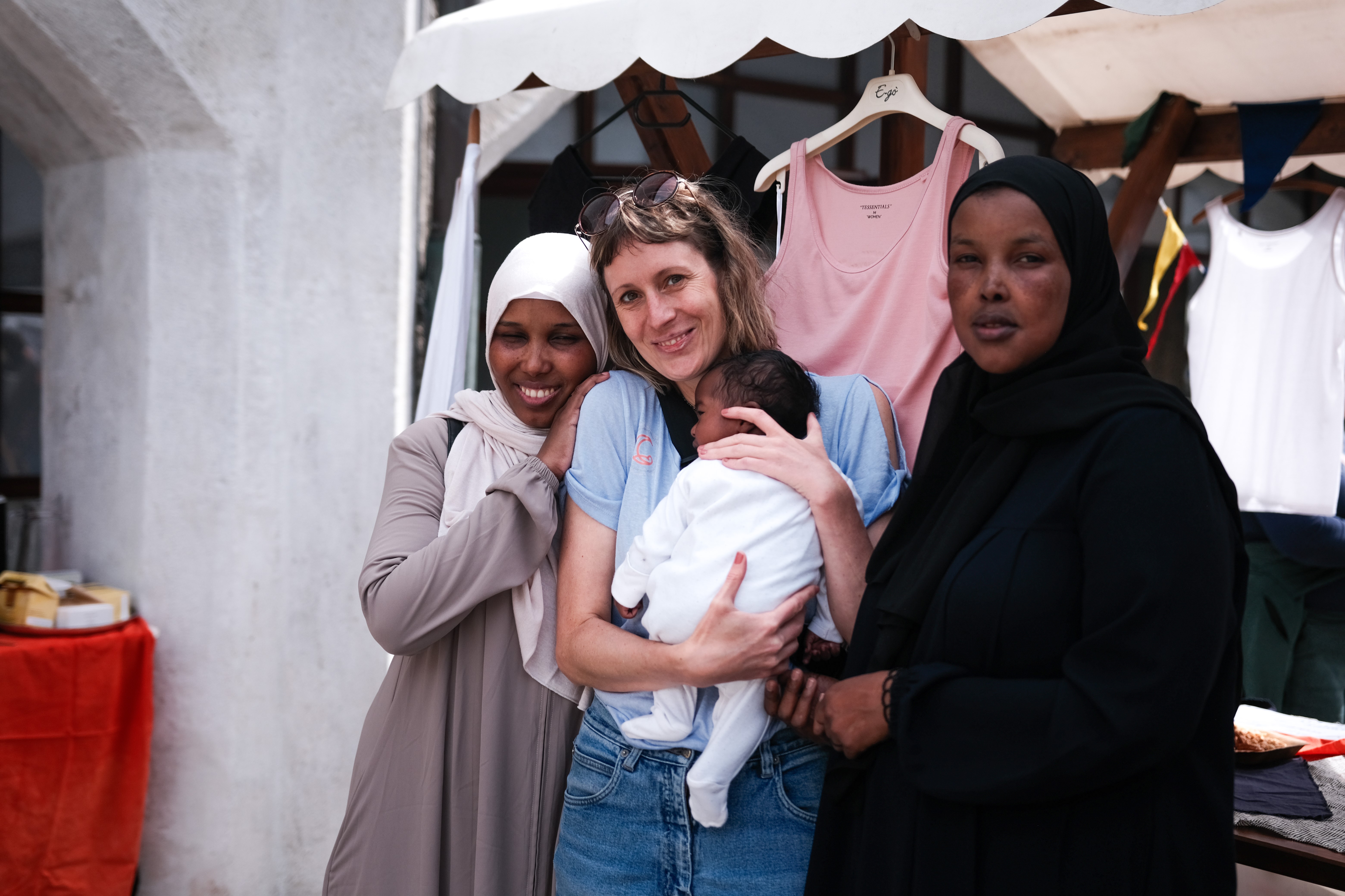 Gemeinsam für sichere Mutterschaft: Der Refugee Midwifery Service Austria (RMSA) unterstützt geflüchtete Frauen mit Hebammenbegleitung, Beratung und
Gesundheitsangeboten in Innsbruck.