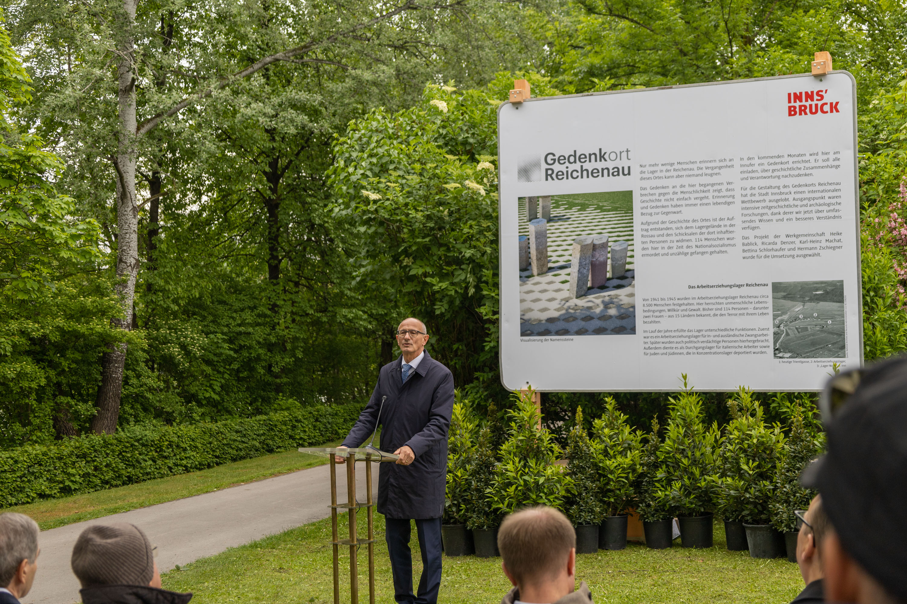 Landeshauptmann Anton Mattle: „Eine lebendige Erinnerungskultur wird durch sichtbare und erlebbare Gedenkstätten geprägt.“