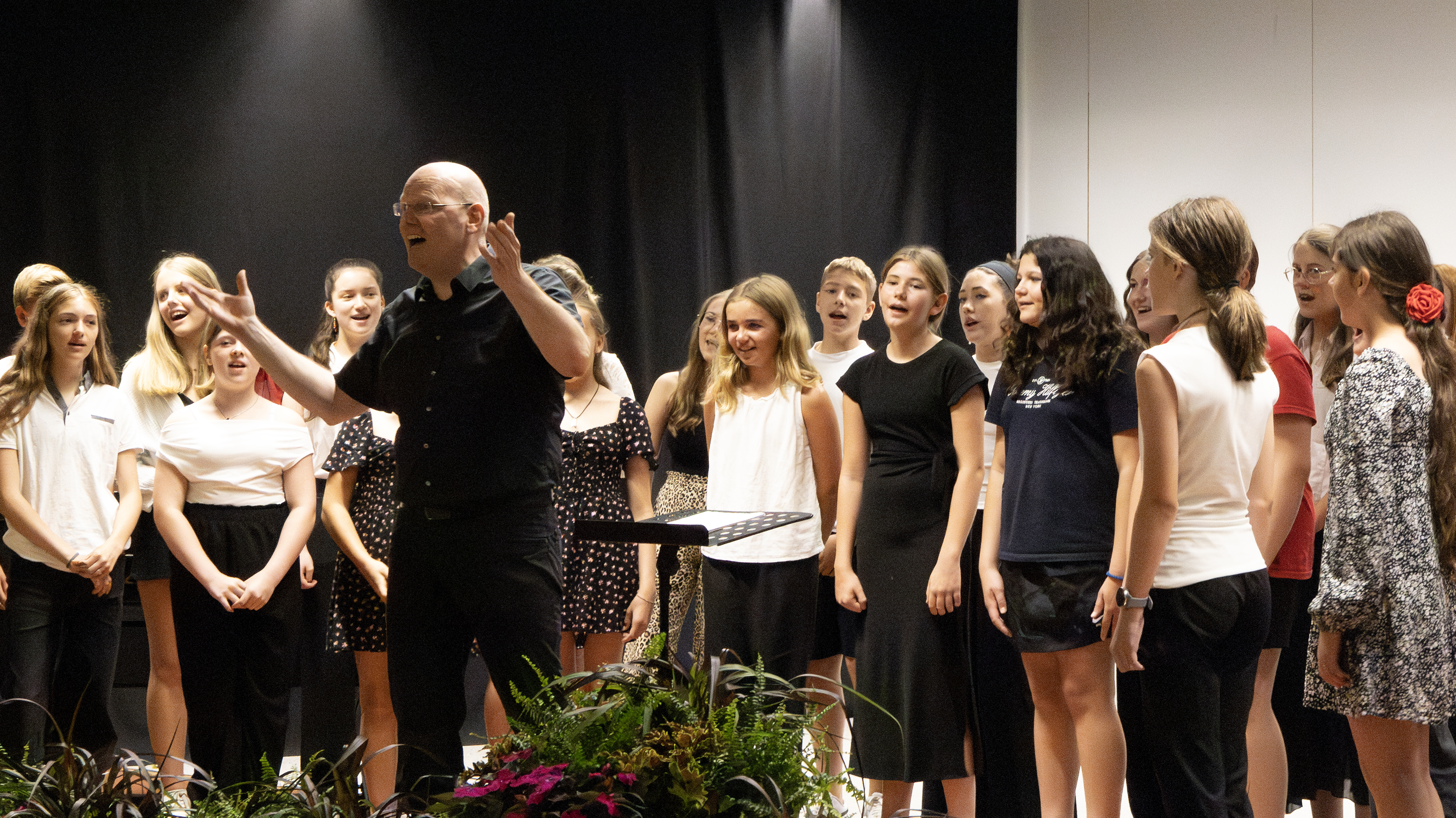 Für die feierliche Umrahmung sorgte die Musikmittelschule Olympisches Dorf mit Chor und Orchester.