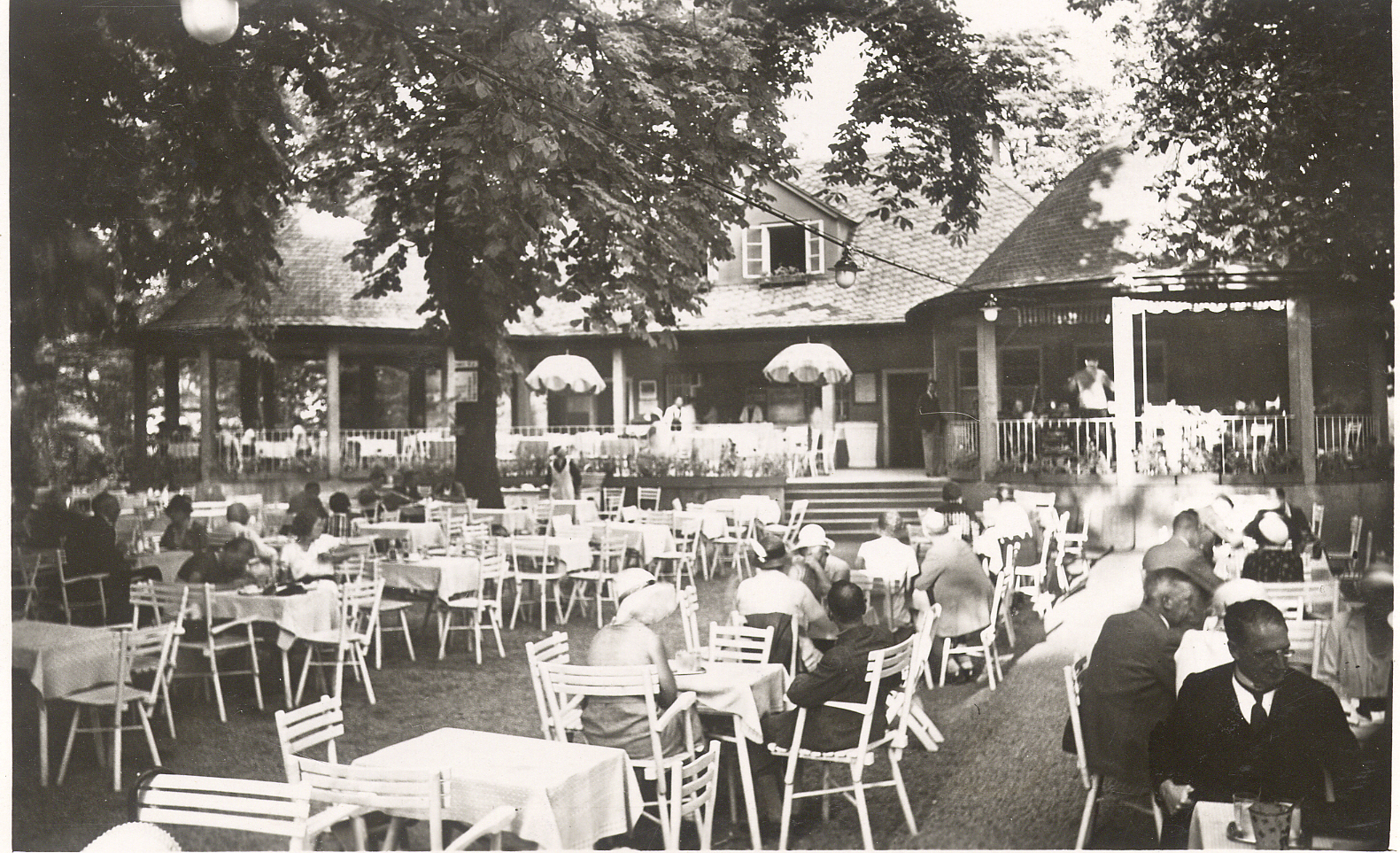 Das Café im Hofgarten wurde 1924 eröffnet.