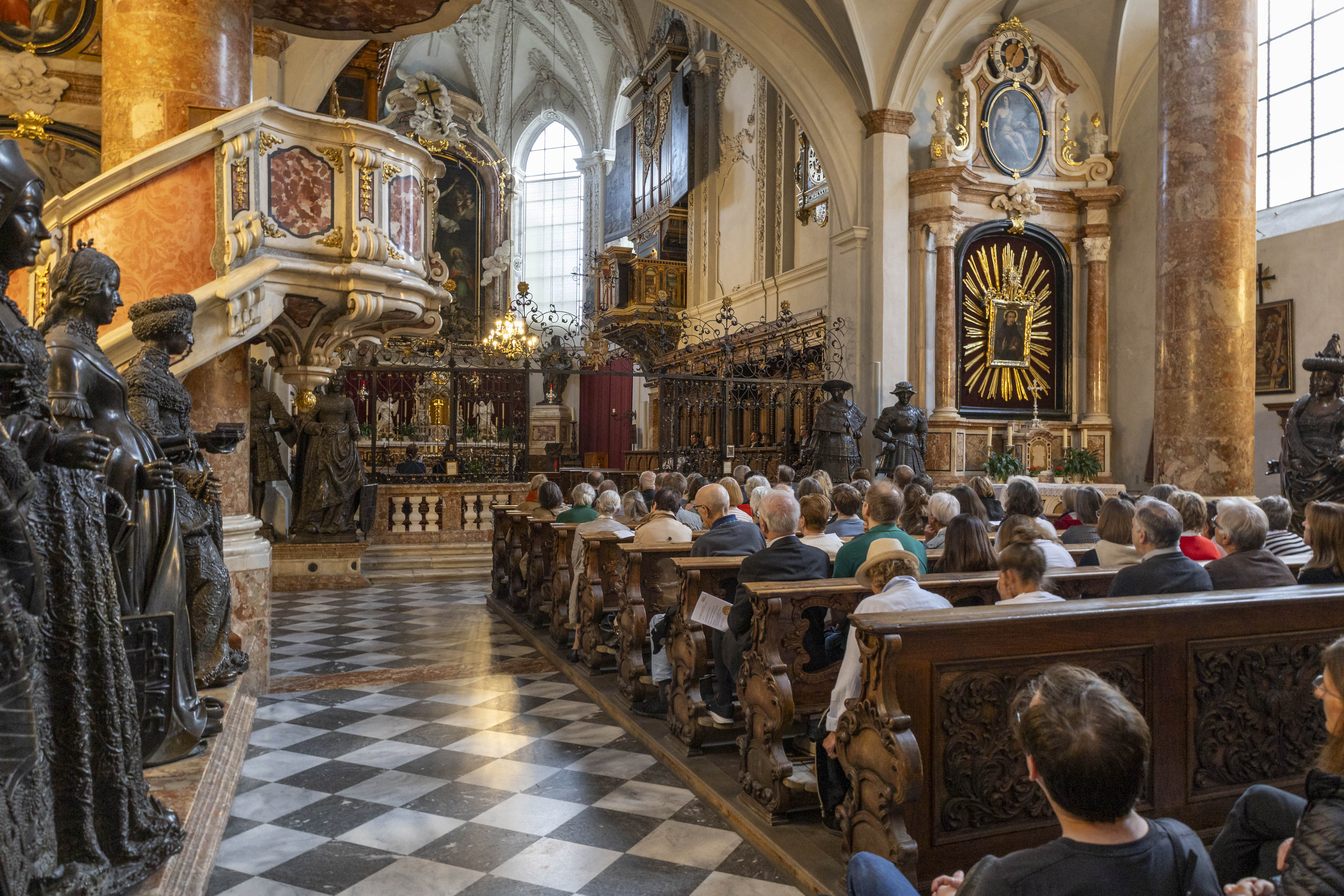 Das Konzert der Preisträgerinnen und Preisträger fand an der Ebert-Orgel in der Innsbrucker Hofkirche statt.