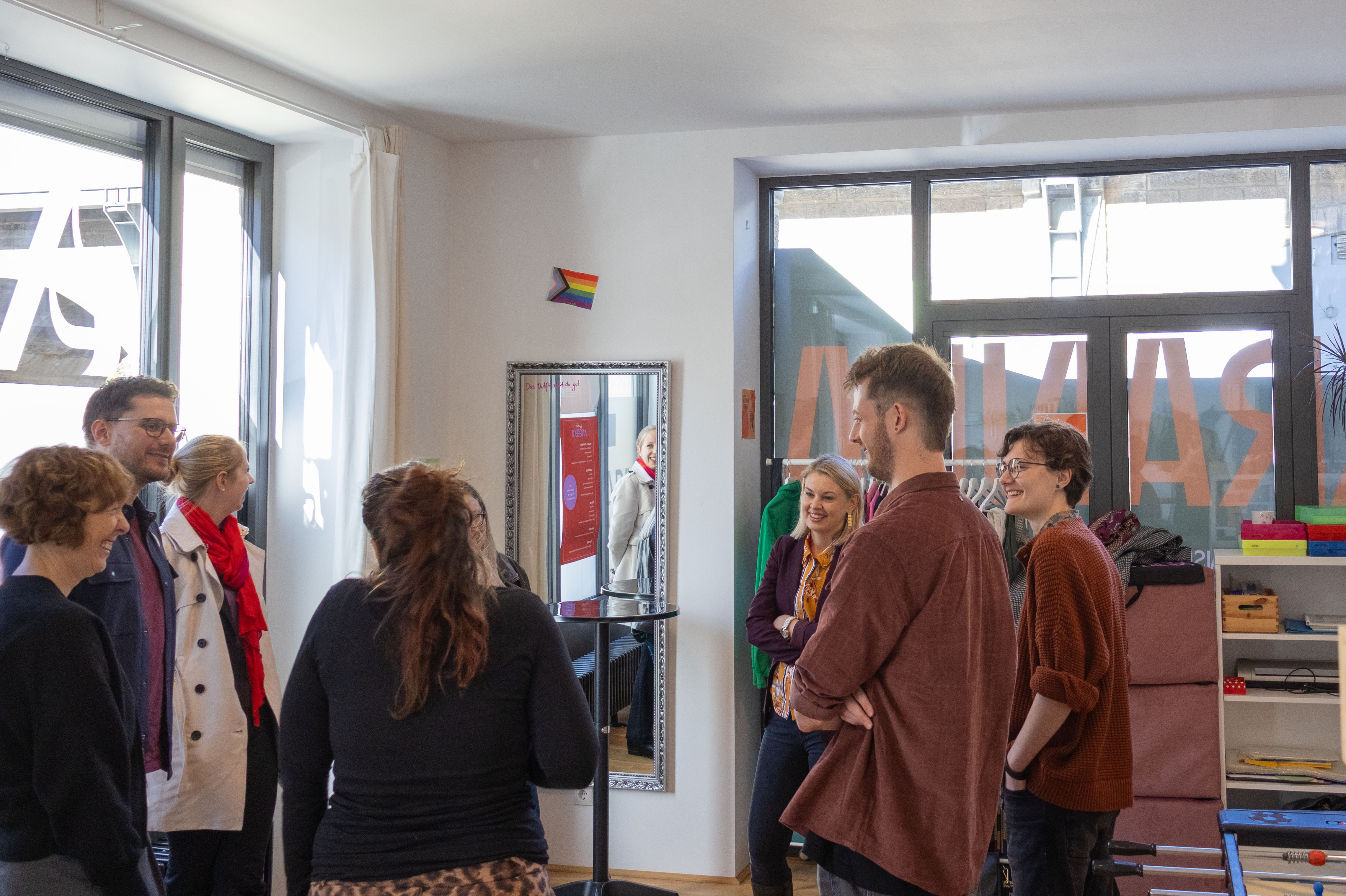 In den Räumlichkeiten des Jugendzentrums „Aranea“ (Erzherzog-Eugen-Straße 25) findet sich Platz für das neue Jugendzentrum "Queeze".