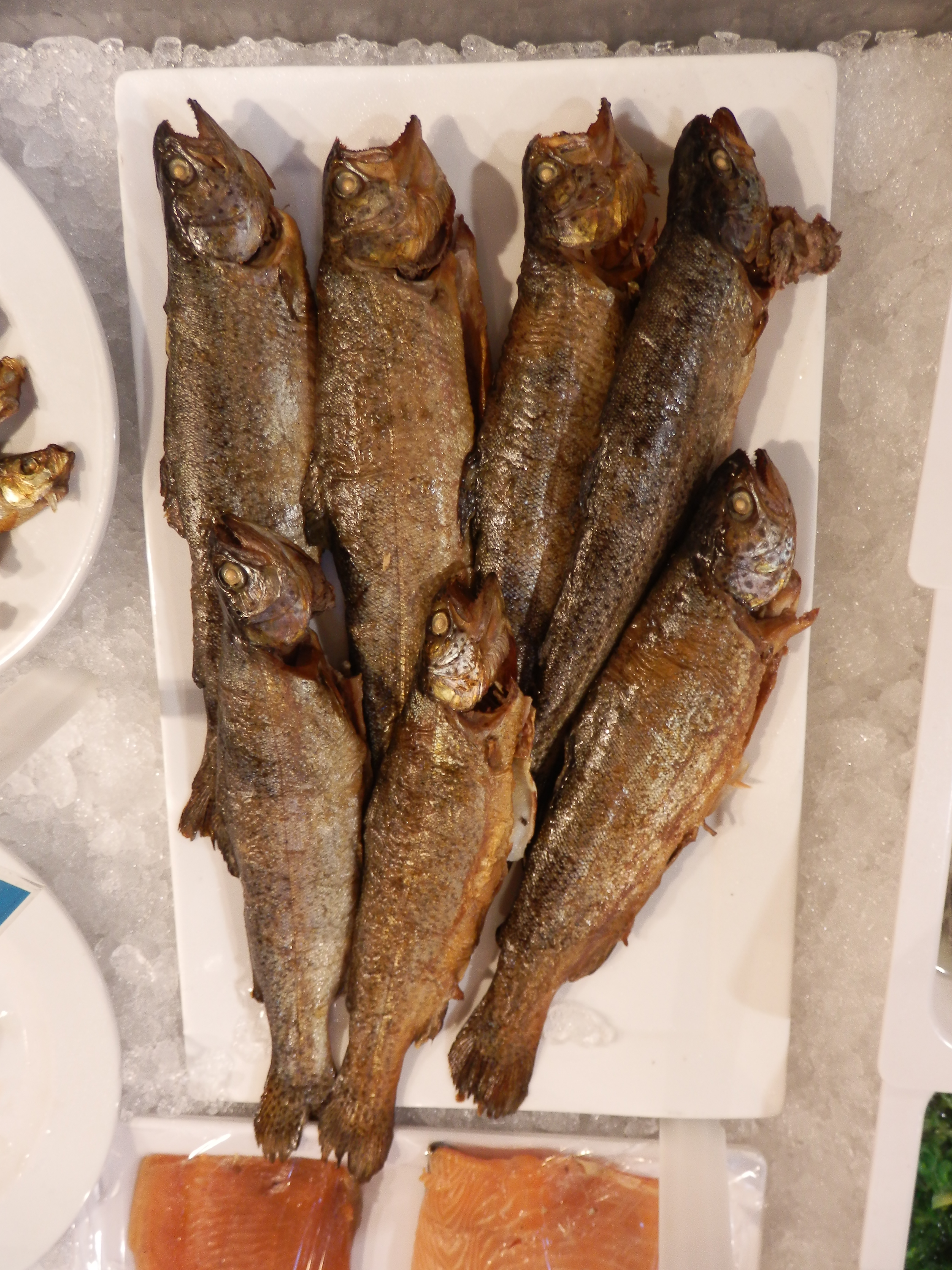 Auch heute gibt es gekühlten Fisch in der "neuen" Markthalle.
