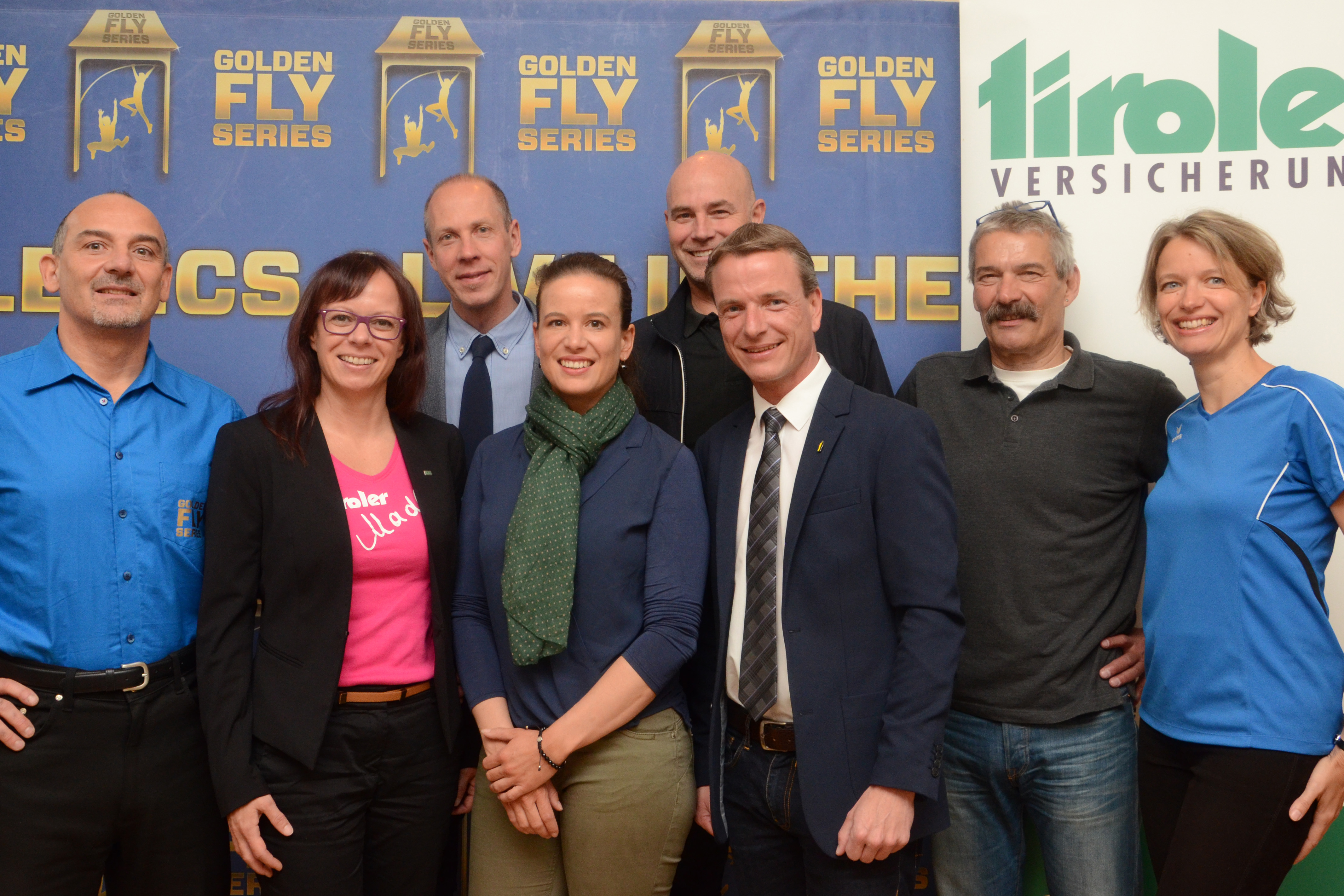Die 12. Int. Golden Roof Challenge wird am 25. Mai 2016 wieder ein Feuerwerk an Weltklasse-Leichtathletik in der Innsbrucker Altstadt abbrennen. Absolute Top-SpringerInnen werden in den Leichtathletik-Disziplinen Stabhochsprung und Weitsprung im bewährten Kreuzfeuer-Modus direkt unter dem Goldenen Dachl um die Qualifikation für die Olympischen Spiele in Rio kämpfen.