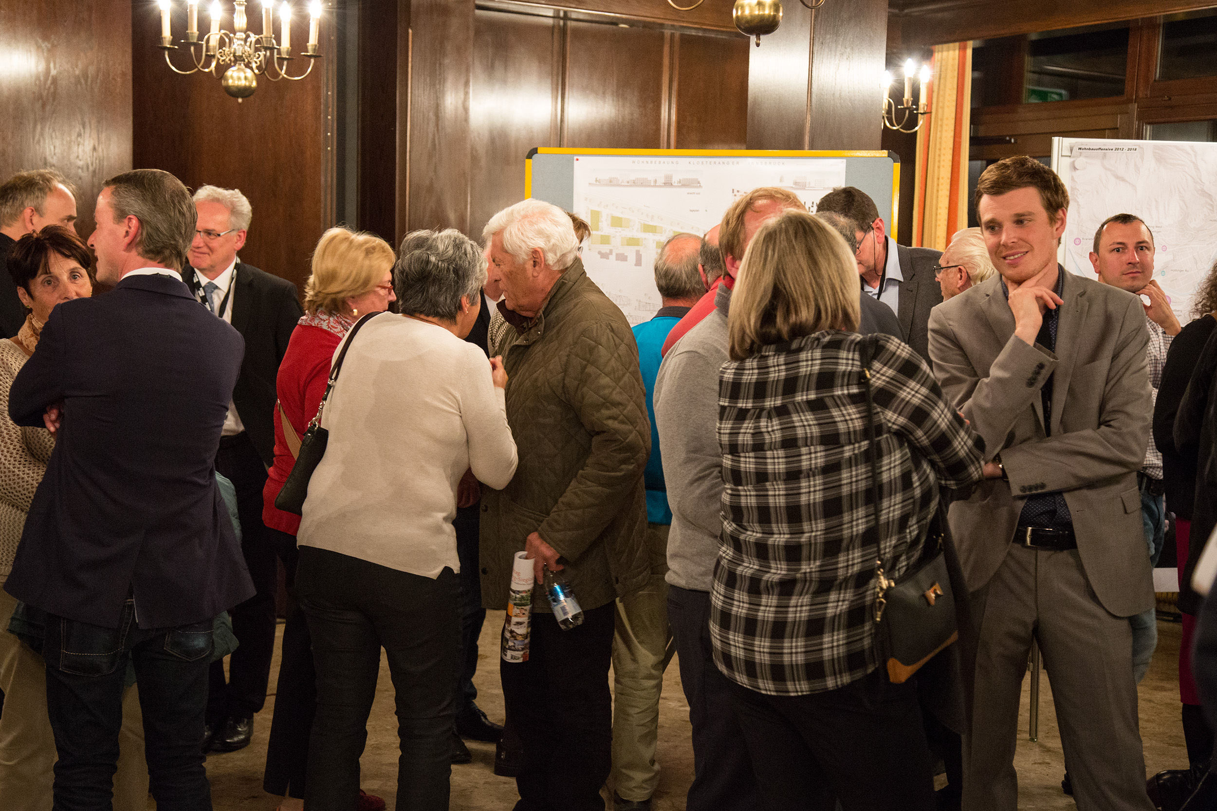 Impressionen von der Abendveranstaltung beim Stadtteiltag Sieglanger