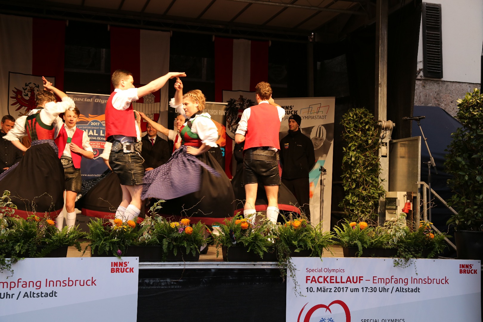 "Flamme der Hoffnung": Impressionen des Fackellaufs in Innsbruck zu den Special Olympics World Winter Games 2017